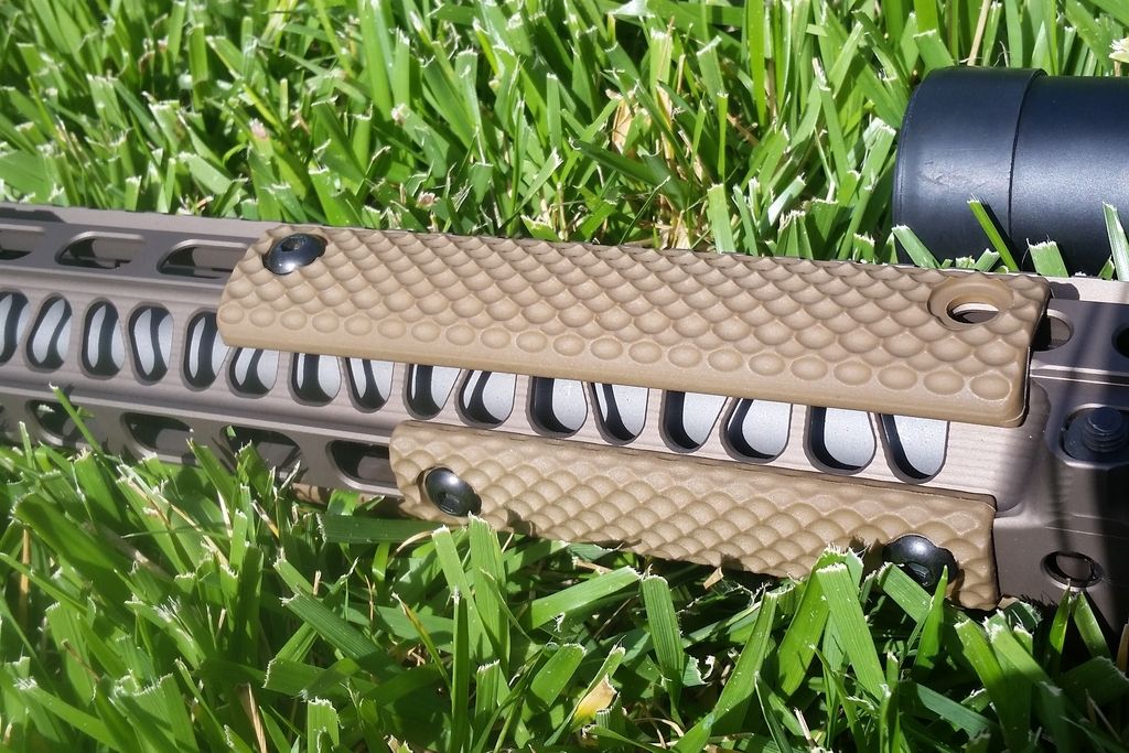 How to put a handstop on one of the OvalRound hole handguards?